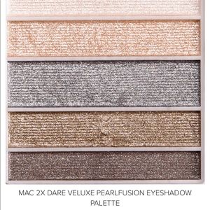 MAC Veluxe Pearlfusion Shadow- limited edition RiRi ❤️ M·A·C 2x Dare